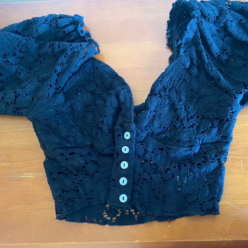 Urban Outfitter puff sleeve